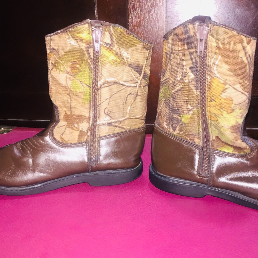 Realtree Boots - Picture 2 of 7